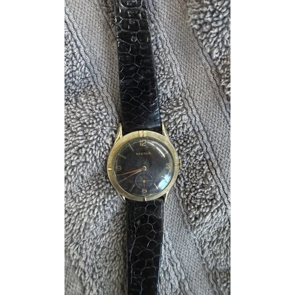 Vintage Benrus 17 Jewel Mechanical Watch 10K RGP Bezel‎ Black Dial Running